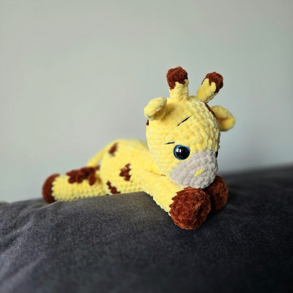 Horgolt zsiráf amigurumi