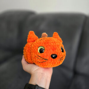 Horgolt cicatök amigurumi (narancssárga)