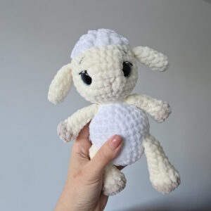 Horgolt bárány amigurumi